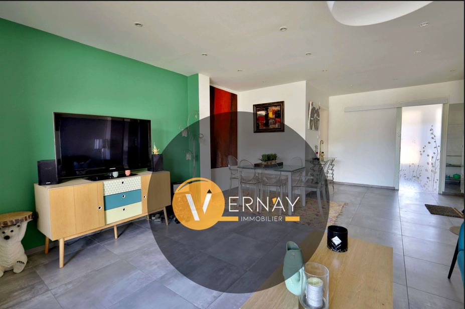 Appartement T4 - 86,01m² habitables - Balcon - cave - garage sur la commune de vienne