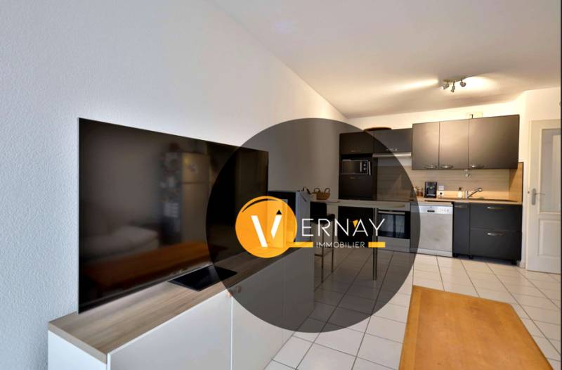 Appartement Type 2 - 45,84 m² habitables - Balcon - sur la commune de  Vénissieux