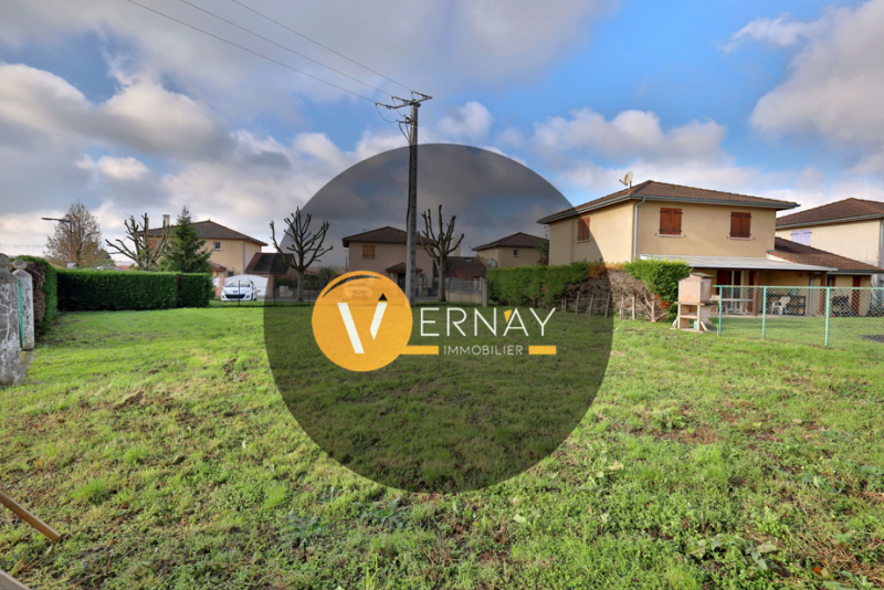 TERRAIN PLAT Constructible de 409 m² sur la commune de Luzinay