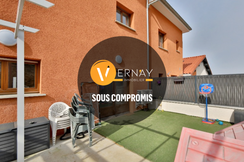 Appartement triplex - 61,40 m² - Oytier-Saint-Oblas - Garage