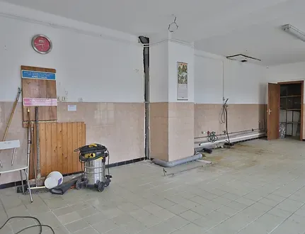 Plateau à aménager au centre du village d'Heyrieux