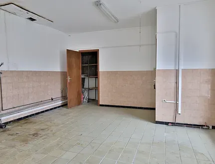 Plateau à aménager au centre du village d'Heyrieux