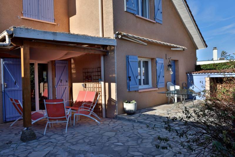 Maison à vendre 98m² habitable avec terrain de 988m² sur la commune d'HEYRIEUX