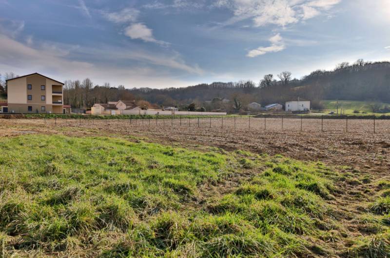 LOT 2 Terrain plat et viabilisé en vente sur la commune de Septème