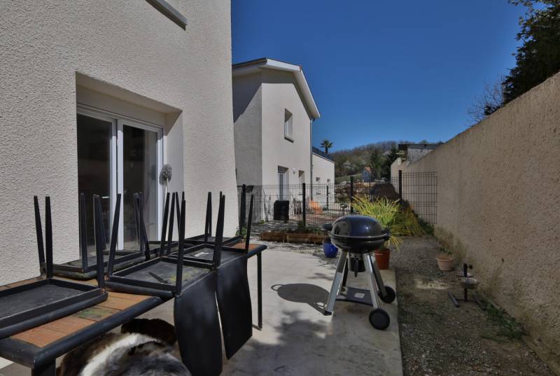 A LOUER à Oytier-Saint-Oblas Duplex de 64 m² - 2 chambres - 960€/mois