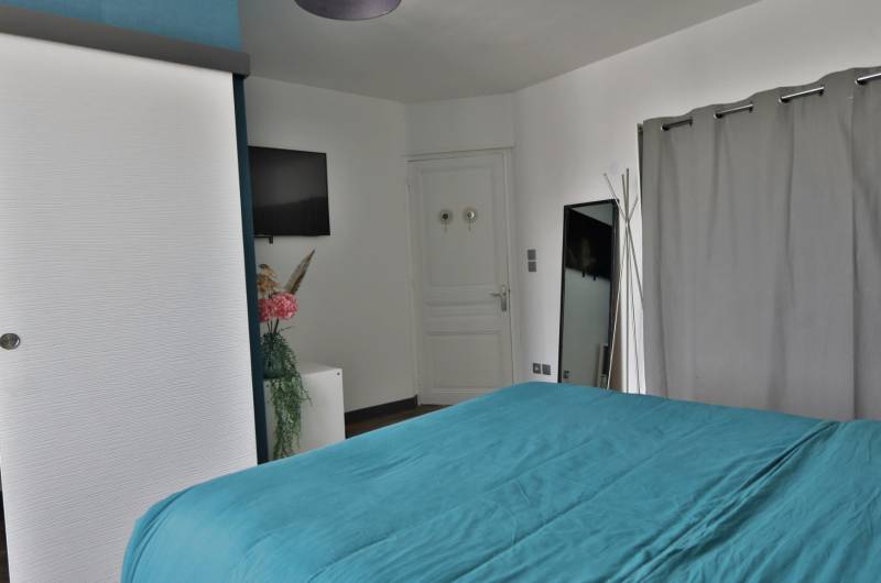 A LOUER appartement 2 chambres avec caves et garages à Bourgoin-Jallieu