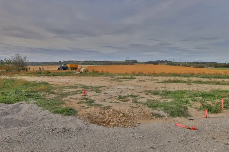 Terrain plat de 800 m² Viabilisé 38790 Diémoz