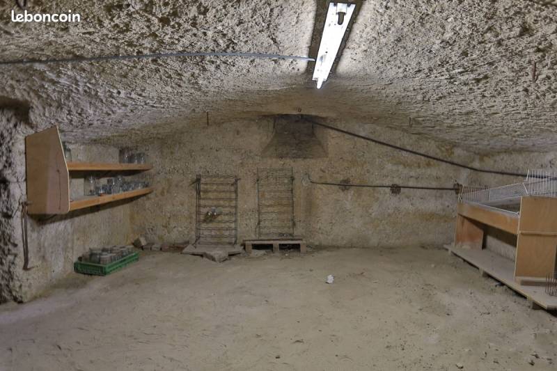 Maison 7 pièces de 204 m² à Saint-Just-Chaleyssin