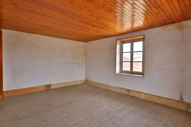 Maison de village - 4 pièces 150 m² - Saint-Georges-d'Espéranche