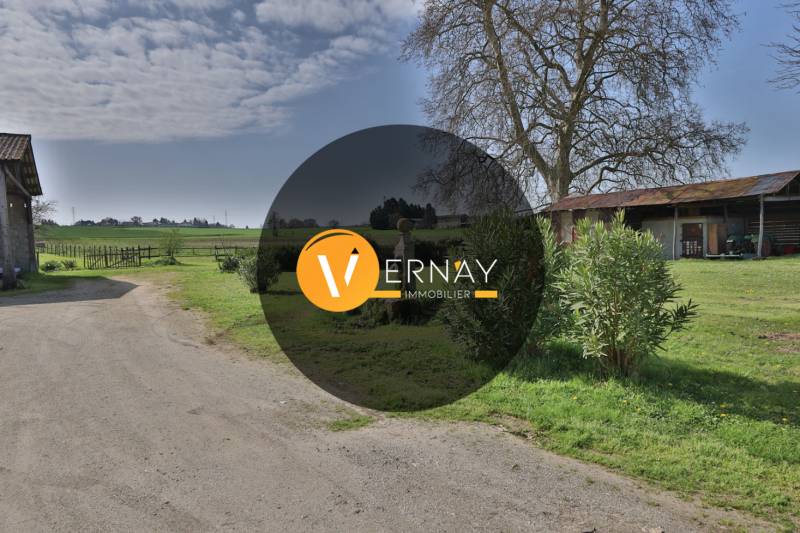 Terrain plat de 1776 m² dans un cadre privilégié sur la commune de Pont-Evêque