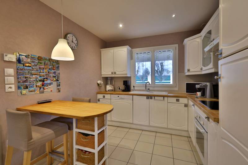 Maison à vendre 98m² habitable avec terrain de 988m² sur la commune d'HEYRIEUX