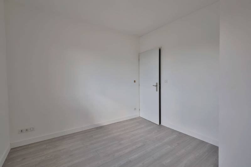 Maison Type 6 - 170,34 m² habitables  - 4 Chambres - Terrain 598 m² - Luzinay